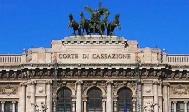 Interruzione della prescrizione in materia di garanzia per vizi della cosa venduta